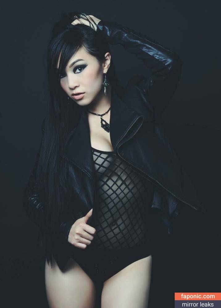 Linda Le aka VampyBitme Nude Leaks - #11