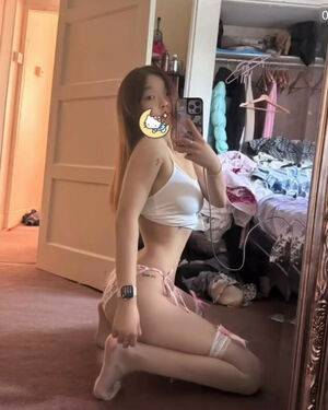 aeqtian03 / babygirlprincesss1 / juicybabygrl / sweetasianchick03 Nude Leaks - #26