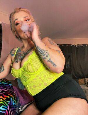 badf1shy / badfiishy / sadfiishy Nude Leaks - Fapello - #18