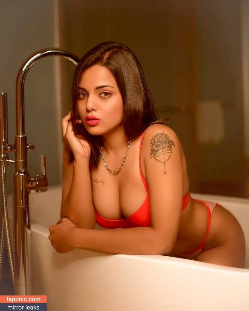 Triyasha Roy aka triyasharoy2021 Nude Leaks - #7