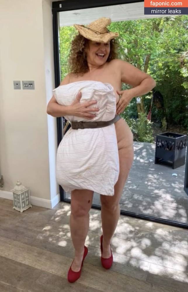 Nadia Sawalha aka nadiasawalha Nude Leaks - #13