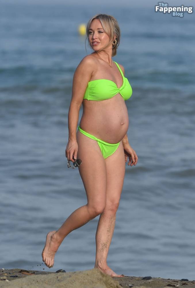 Jorgie Porter Shows Off Her Baby Bump Out on the Beach During Her Holiday in Spain (36 Photos) - #22