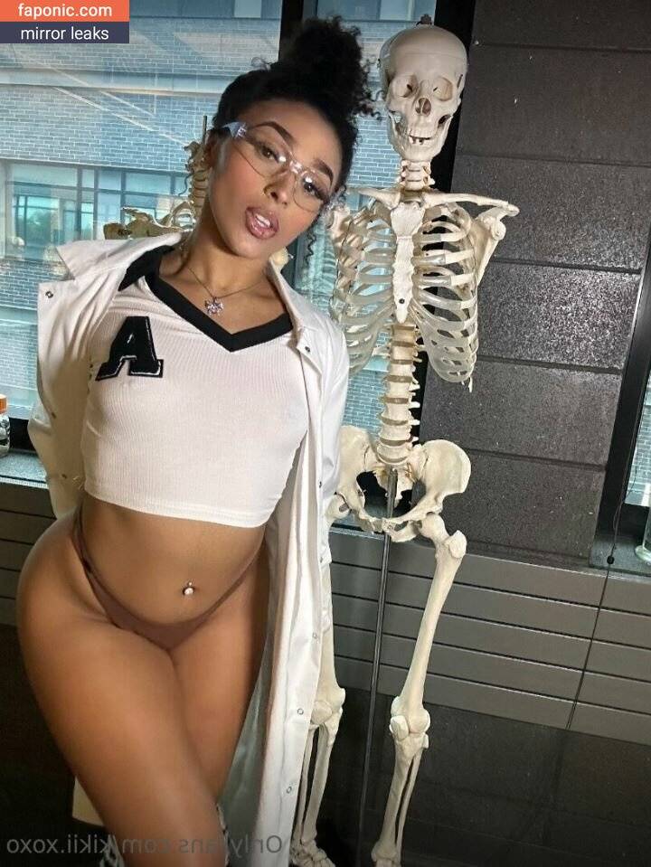 Thee Lightskin Tutor aka kiki.x.i aka kikii.xoxo aka kikixi aka kiracollege aka lightskin barbie aka waifukikii Nude Leaks OnlyFans - #12