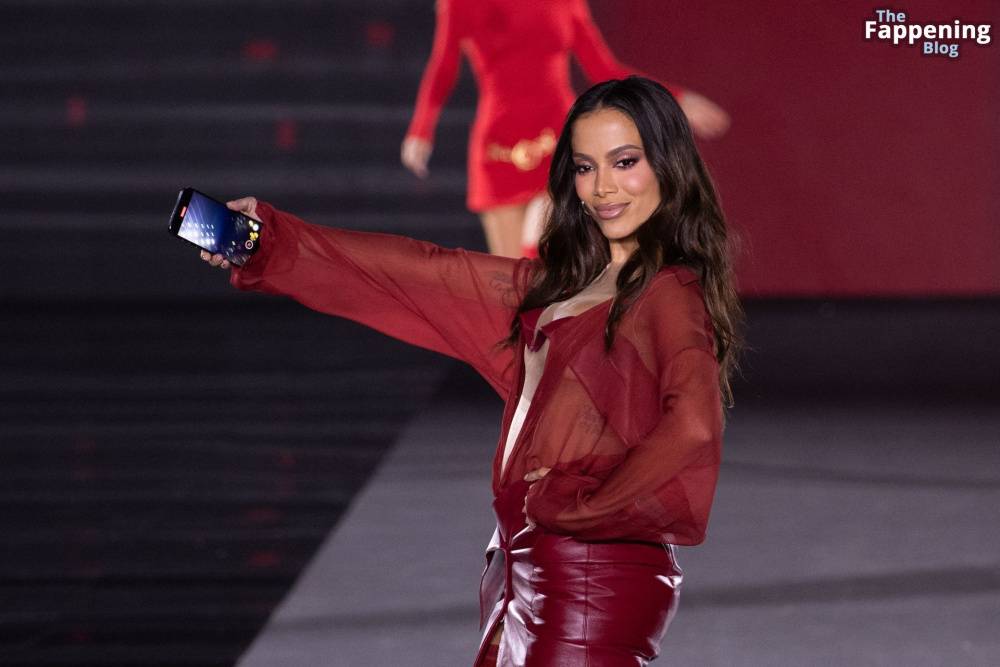 Anitta Looks Hot on the Catwalk at the L’Oréal Fashion Show During Paris Fashion Week (38 Photos) - #25