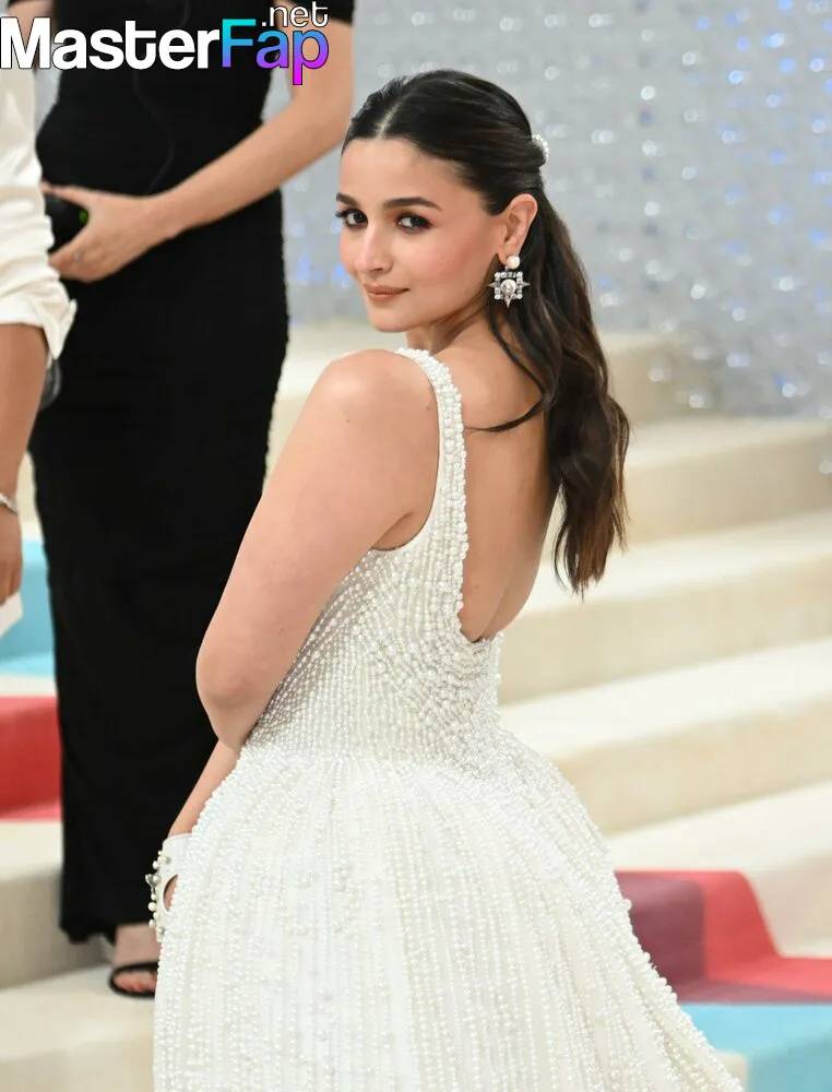 Alia Bhatt / alia-bhatt Nude Leaks OnlyFans - TheFap - #12