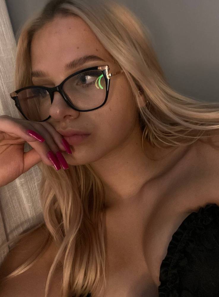 Lovely model LittleTinyBlonde boobs show - #main