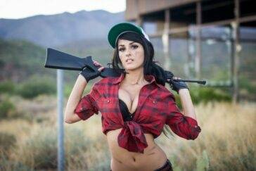 SSSniperWolf Sexy Cosplay Pictures on modelfansclub.com