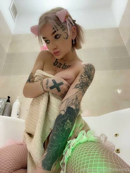 Alice X (ali.sex) Nude OnlyFans Leaks (11 Photos) on modelfansclub.com