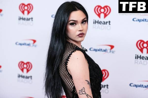 Maggie Lindemann Flaunts Her Sexy Legs & Tits at the iHeartRadio Music Festival on modelfansclub.com