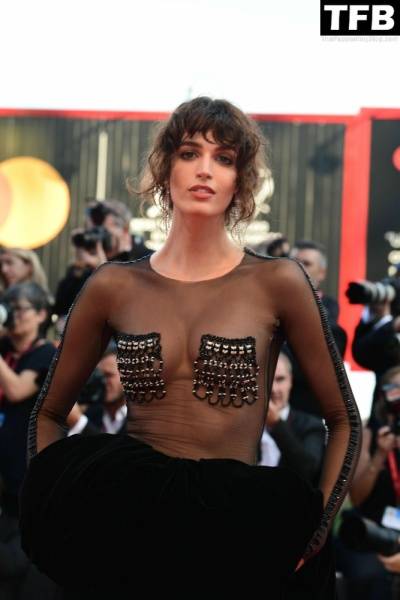 Greta Ferro Flashes Her Nude Tits at the 79th Venice International Film Festival on modelfansclub.com
