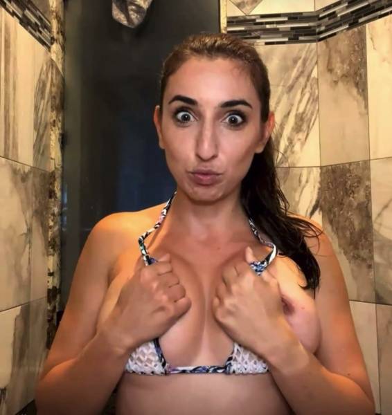 Christina Khalil Livestream Nipple Slip Onlyfans Video Leaked on modelfansclub.com