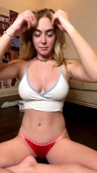 Grace Charis Topless Stretching Livestream Video Leaked on modelfansclub.com