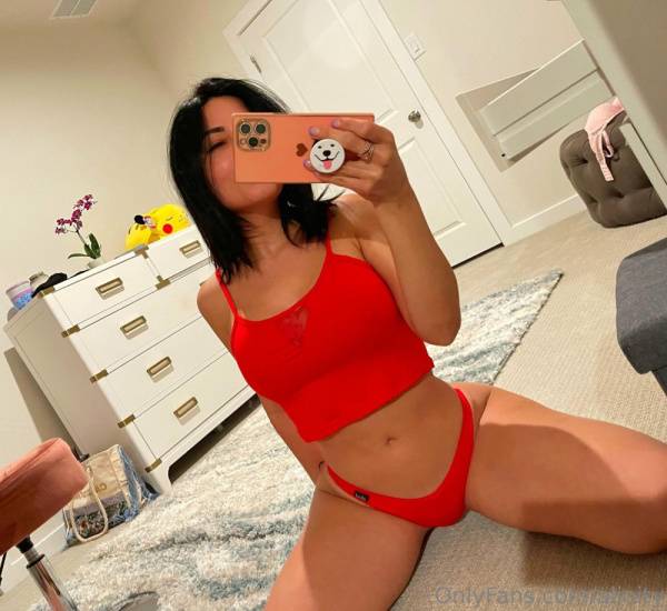 Alinity Braless Red Thong Mirror Selfies Onlyfans Set Leaked on modelfansclub.com