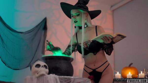 Eva Elfie Blowjob Witch Cosplay OnlyFans Video Leaked on modelfansclub.com