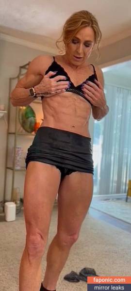 Iron Wife aka ironheidi_ifbbpro aka ironvictoria Nude Leaks OnlyFans on modelfansclub.com