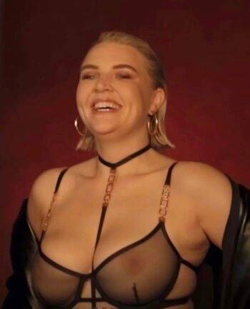 Rebecca Lucy Taylor / Self Esteem / selfesteemselfesteem Leaked Nude OnlyFans on modelfansclub.com