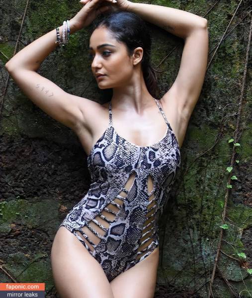 Tridha Choudhury aka tridhac Nude Leaks on modelfansclub.com