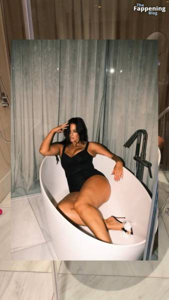 Ashley Graham Sexy (30 Pics + Video) on modelfansclub.com