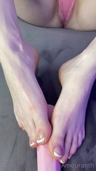 Amouranth Bare Feet Vibrator Footjob Onlyfans Video Leaked on modelfansclub.com