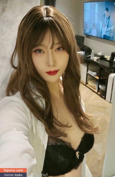 Seoara0909 aka crossdresser_seoara Nude Leaks OnlyFans on modelfansclub.com