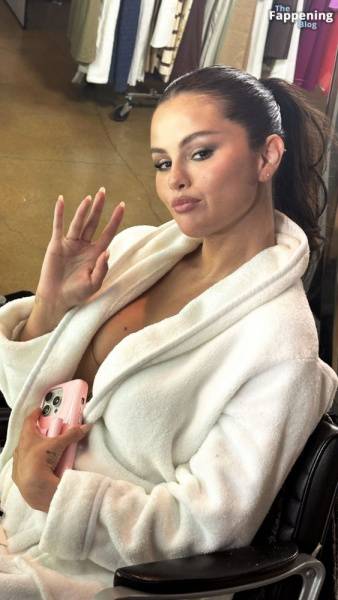 Selena Gomez Sexy (6 New Photos) on modelfansclub.com