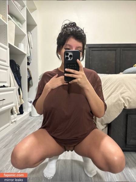 Azalia Moreno aka azaliaa aka azaliaaa_m aka azaliaaamoreno Nude Leaks OnlyFans on modelfansclub.com